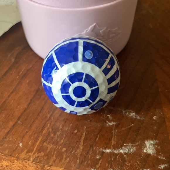 R2-D2 Golf Ball EUC - Picture 4 of 4